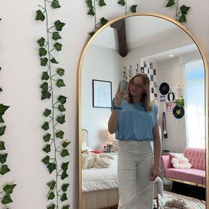 Meet your Posher, Lucy